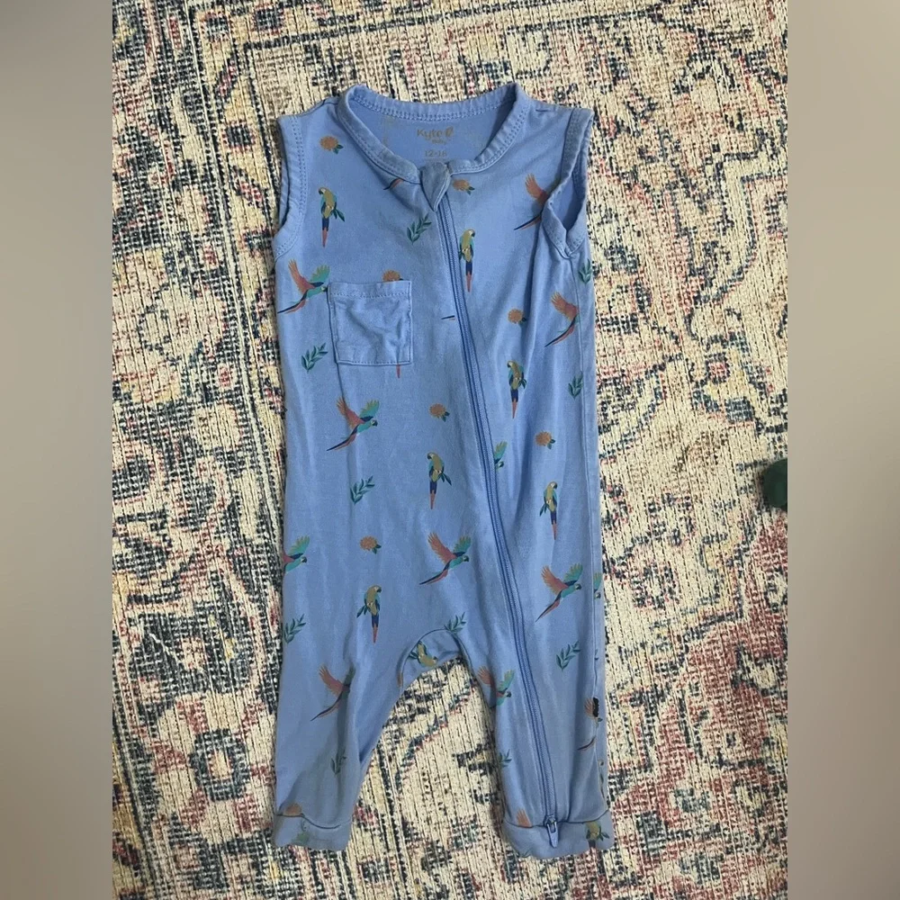 Kyte Baby Blue Sleeveless Parrot Print Zipper Romper